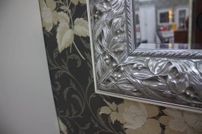 Зеркало Тиффани Premium черная/серебро (ТФСТ-2(П) в Ханты-Мансийске - hanty-mansiysk.mebel-74.com | фото